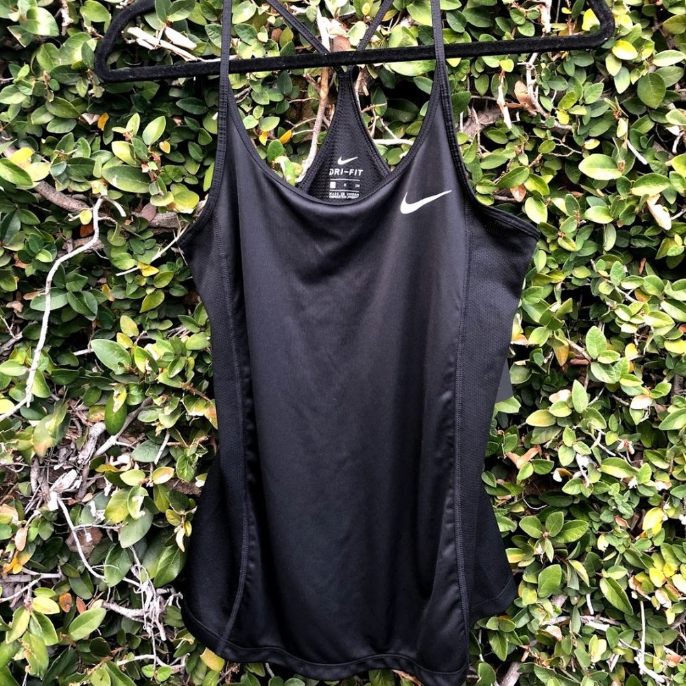 NWT Nike Racerback Dri Fit Tank Top Small